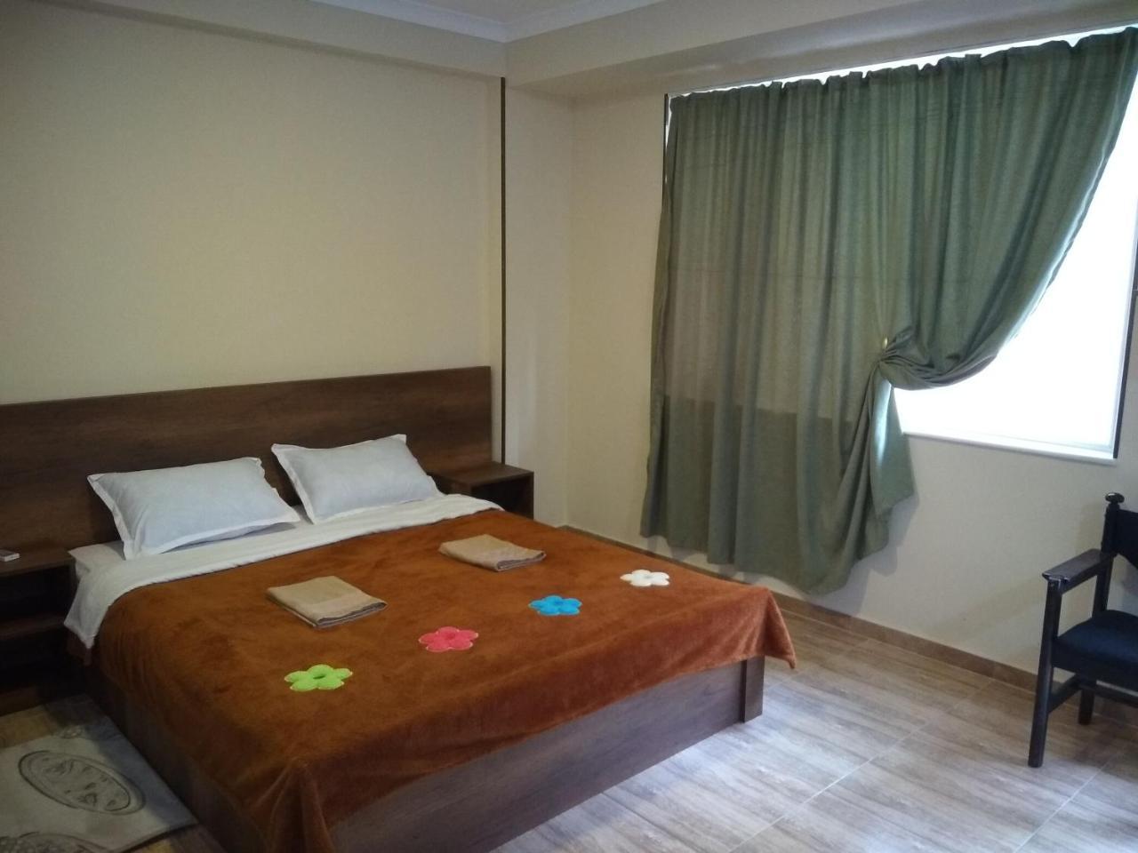 Varazi Apartments Tbilisi Bagian luar foto
